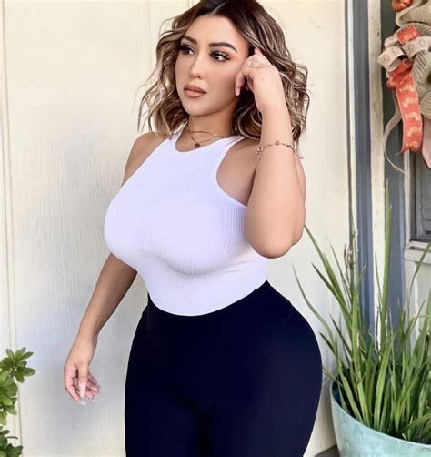 curvy ass|Curvy Latina (@latincurvz) • Instagram photos and videos